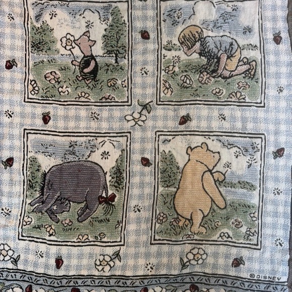 Disney Pastel Tapestry with Winnie the Pooh Characters - Picture 2 of 9
